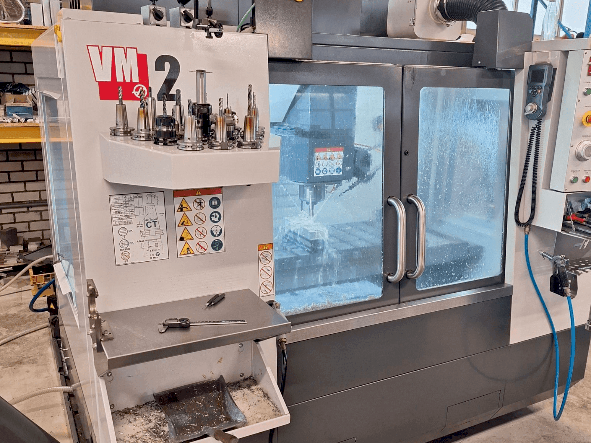 HAAS VM-2-maskinen framifrån