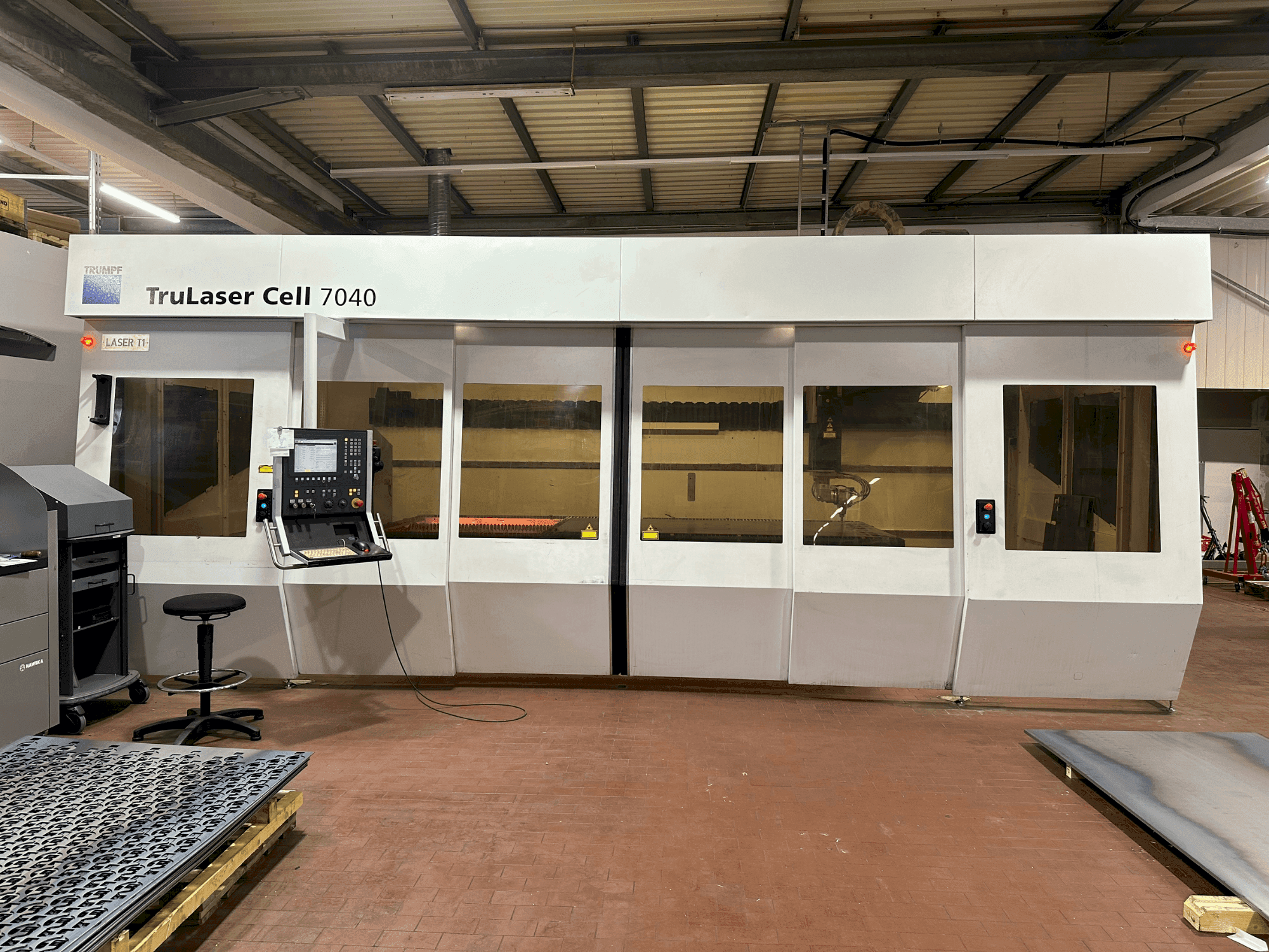TRUMPF TruLaser Cell 7040-maskinen framifrån