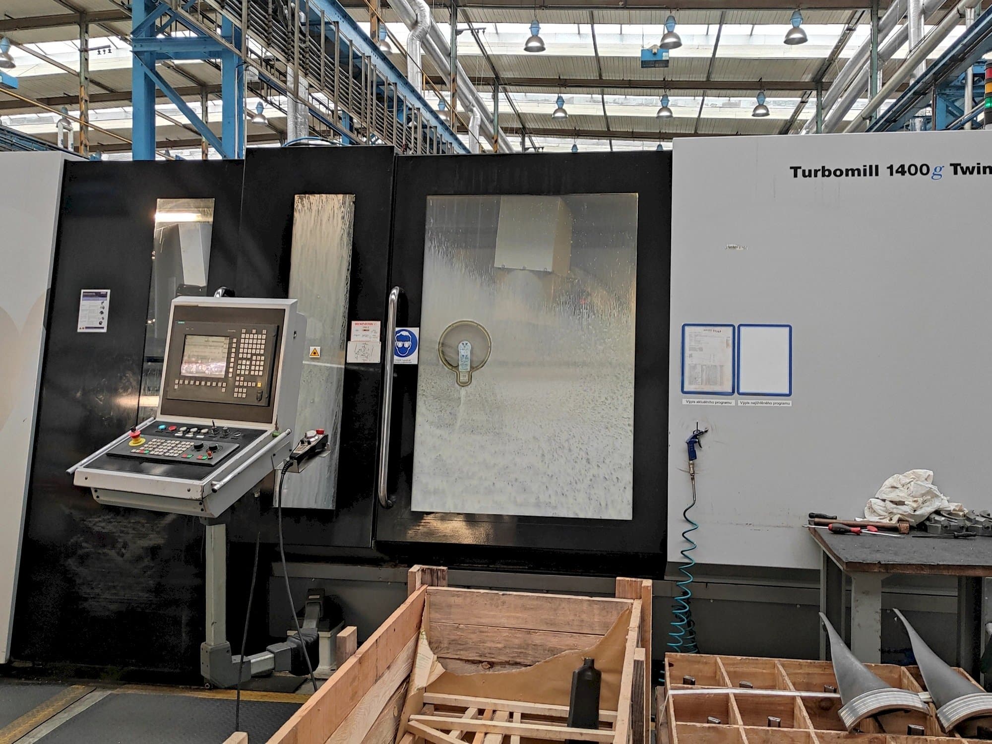 Liechti Turbomill 1400g Twin-maskinen framifrån