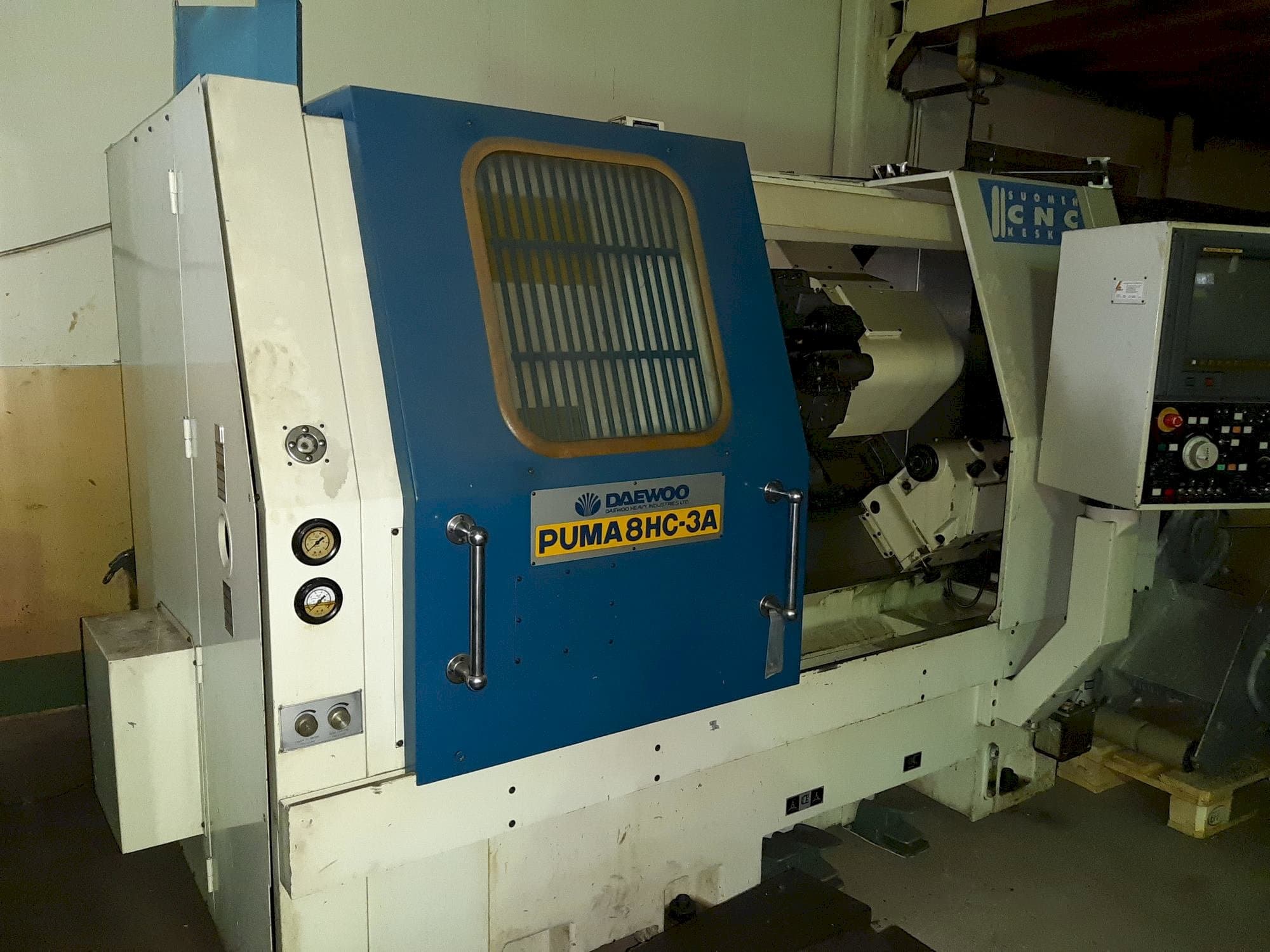 DAEWOO PUMA 8HC-3A-maskinen framifrån