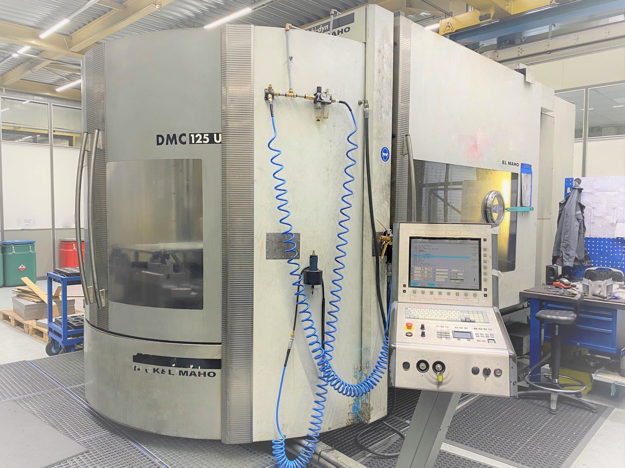DECKEL MAHO DMC 125U hi-dyn-maskinen framifrån