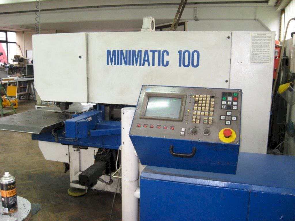 Trumpf Minimatic 100-maskinen framifrån