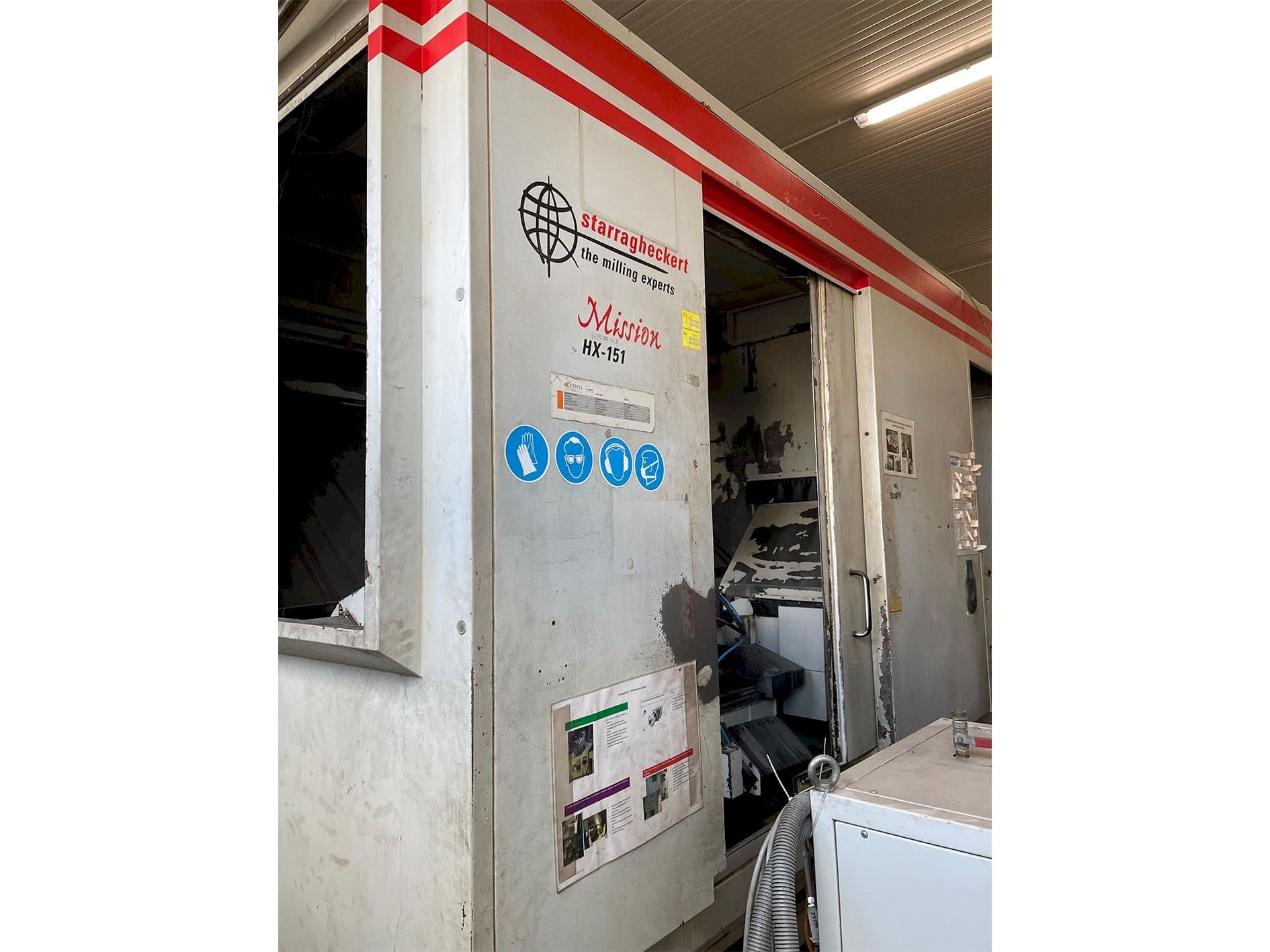 Starrag HX 151 (2004)-maskinen framifrån