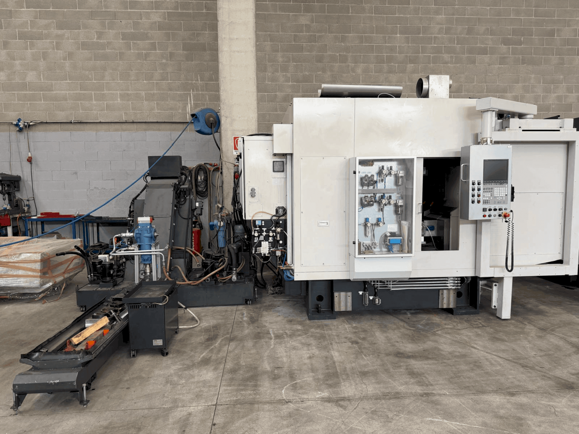 Brother TC-32BN QT-maskinen framifrån