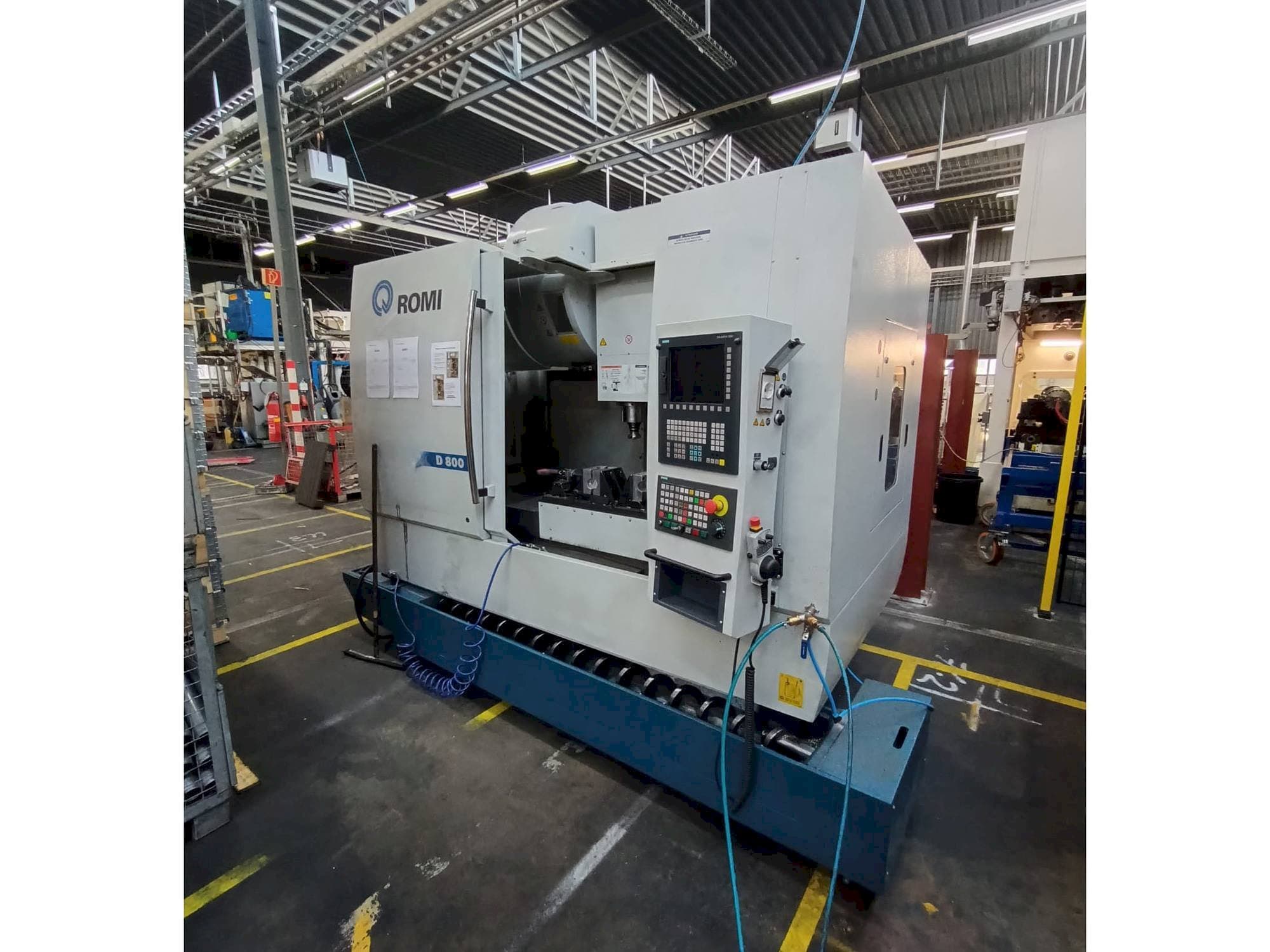Romi D800-maskinen framifrån
