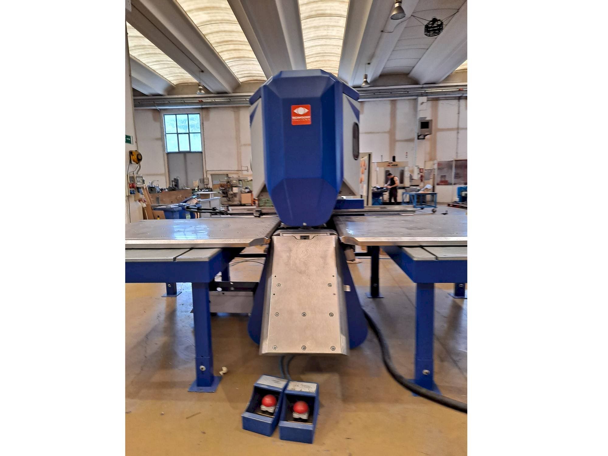 TECHNOLOGY Tecnotransfer 15sr 1500/2000-maskinen framifrån