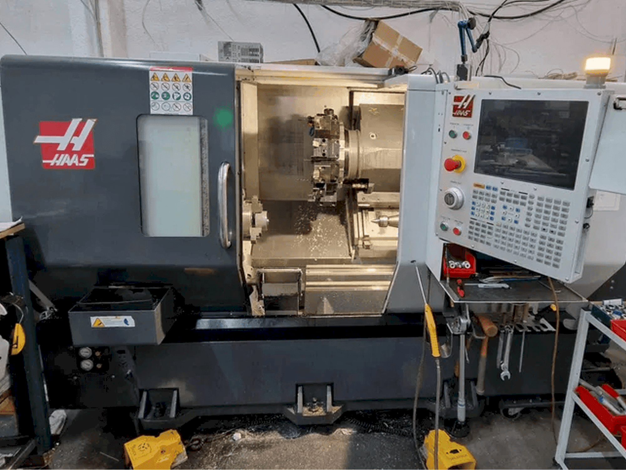 HAAS ST-20Y-maskinen framifrån