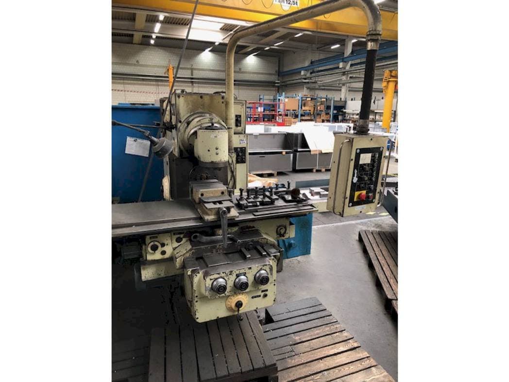 ELEKTRONIK F400-E-maskinen framifrån