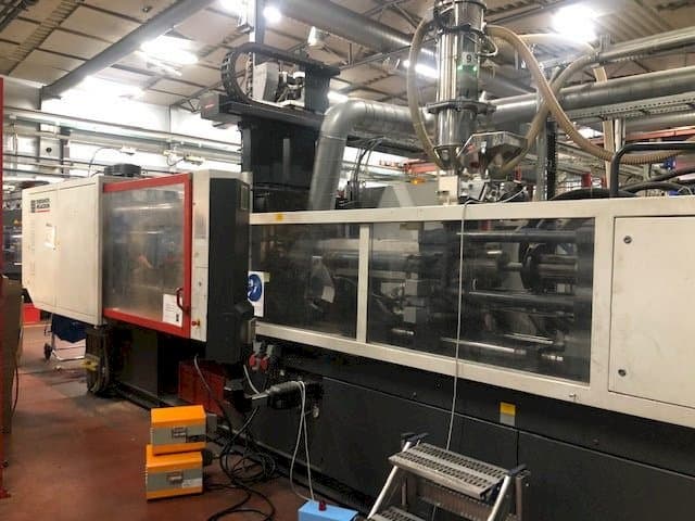 FERROMATIK MILACRON K320-maskinen framifrån