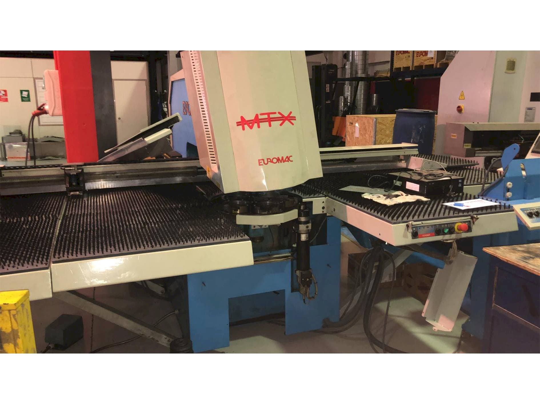 Euromac MTX 1250/30 - 2000-maskinen framifrån