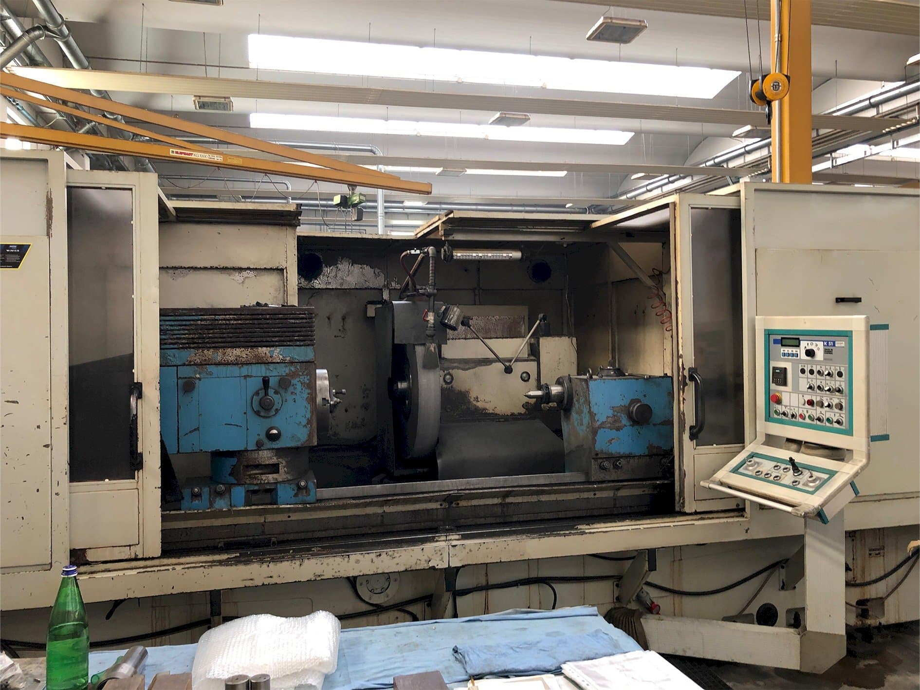 Cetos BUC 63 x 2000-maskinen framifrån