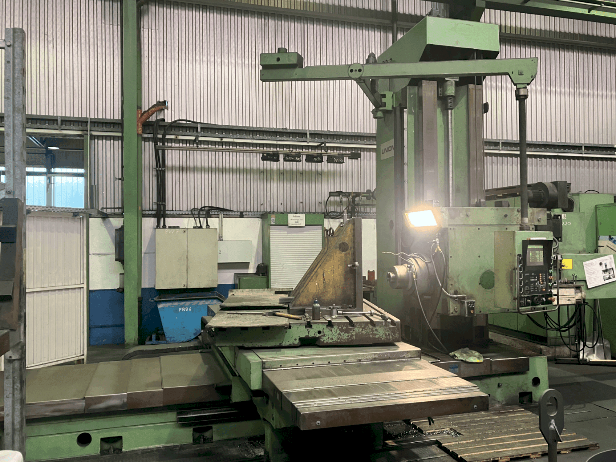 UNION BFT 110 NC-maskinen framifrån