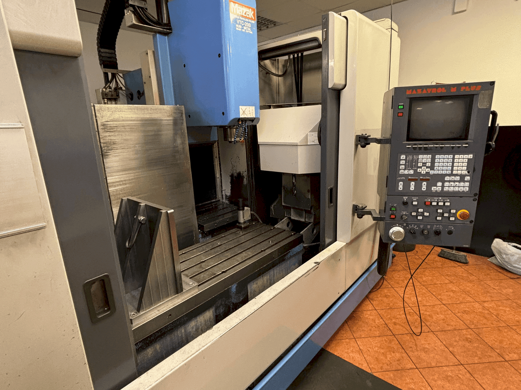 Mazak VTC-20B-maskinen framifrån