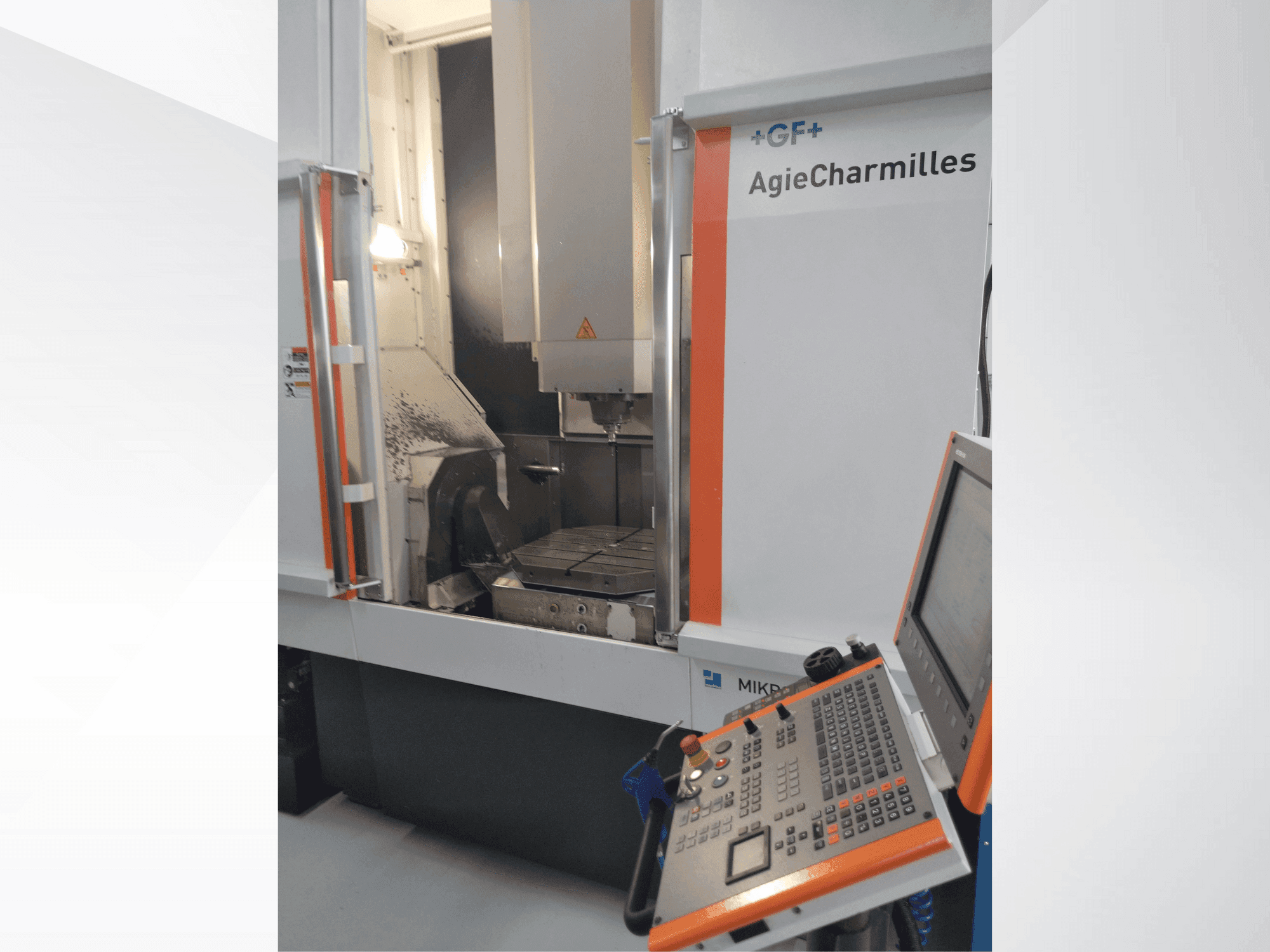 MIKRON UCP 800 Duro-maskinen framifrån