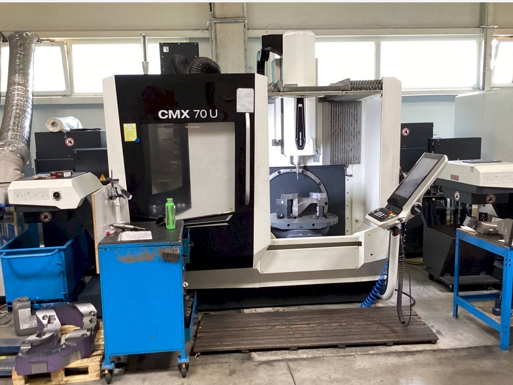 DMG MORI CMX 70U-maskinen framifrån