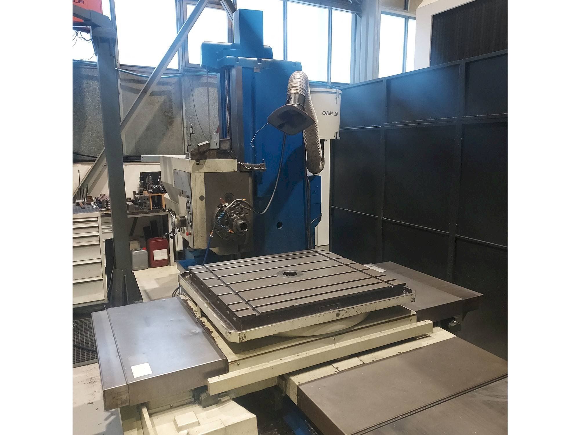 TOS WH 10 CNC-maskinen framifrån