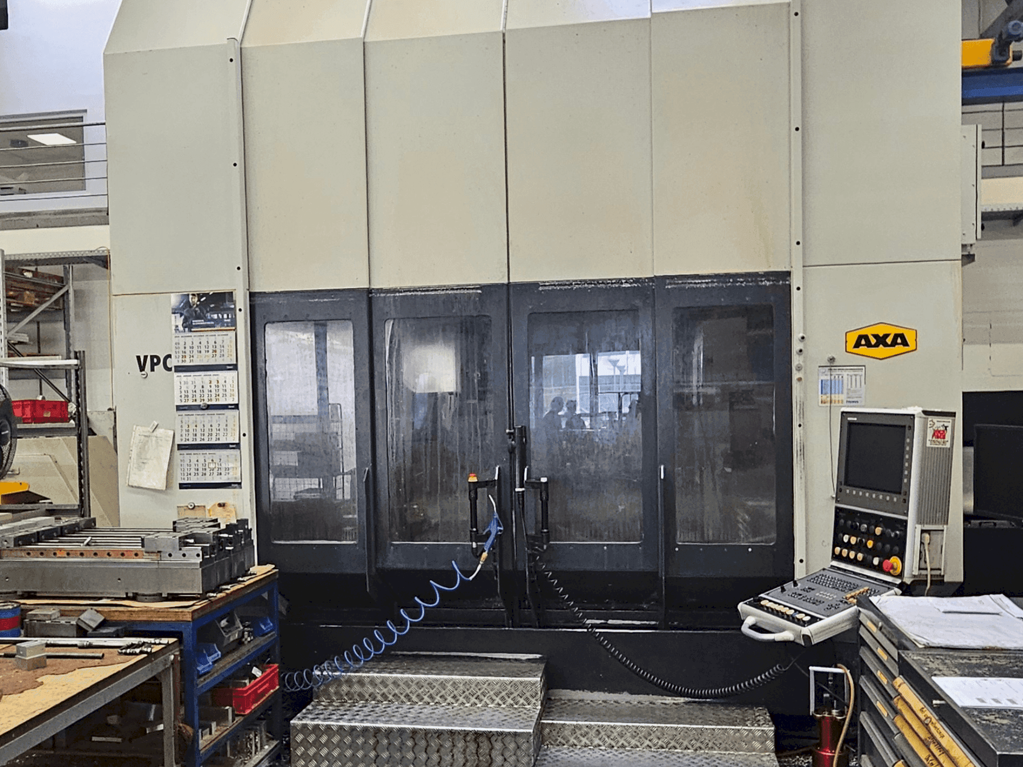 AXA VPC-40-U-maskinen framifrån