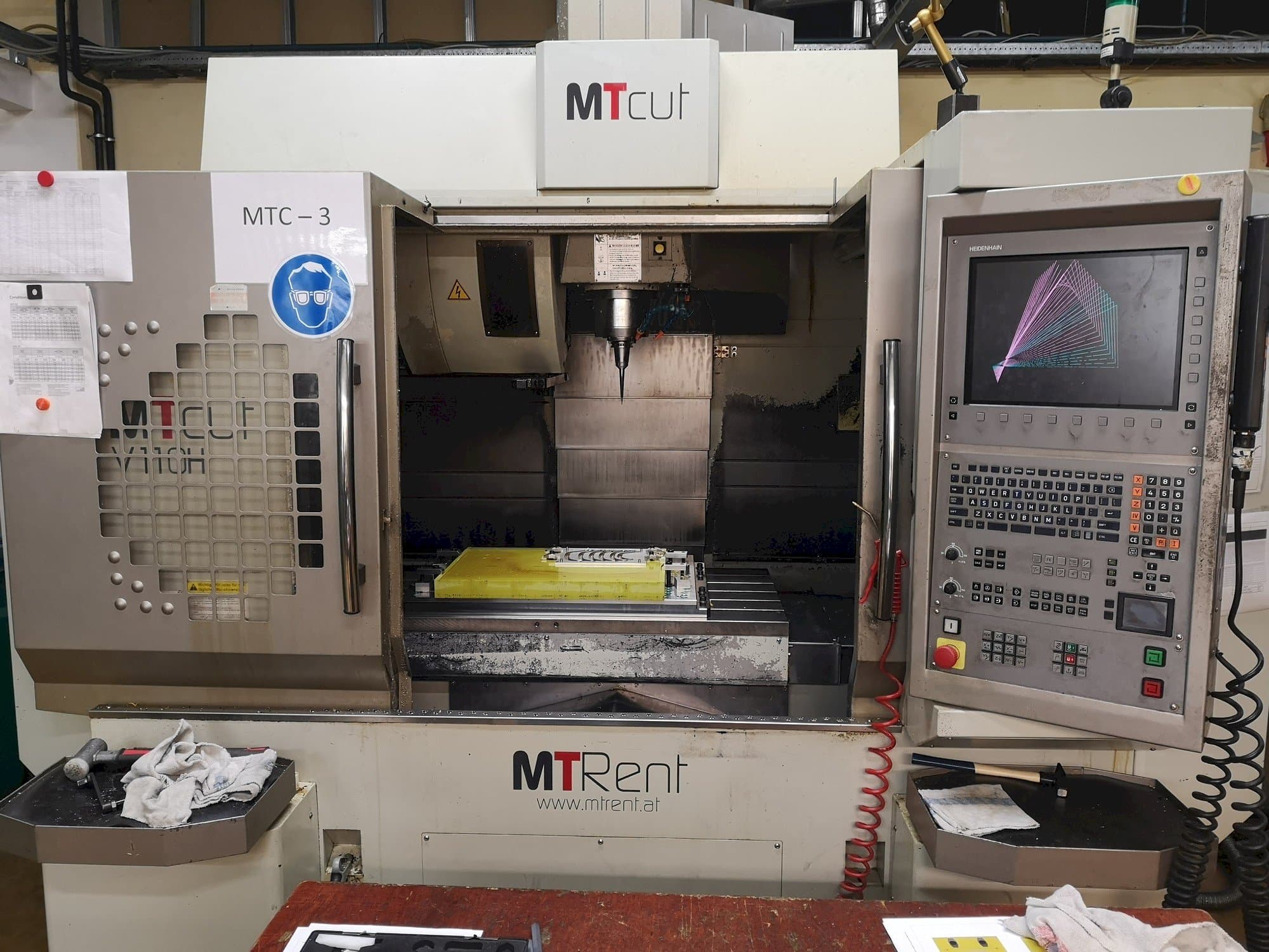 MT Cut V110H-maskinen framifrån