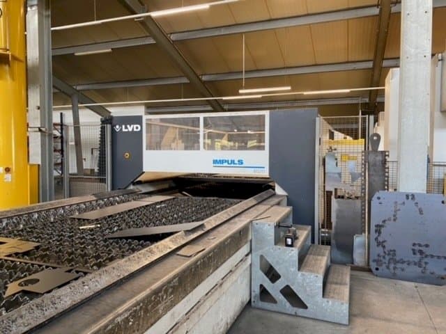 LVD Impuls 6020-maskinen framifrån