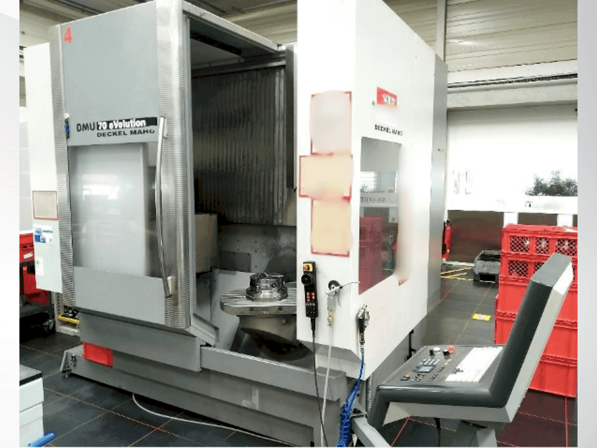 DECKEL DMU 70 eVolution-maskinen framifrån
