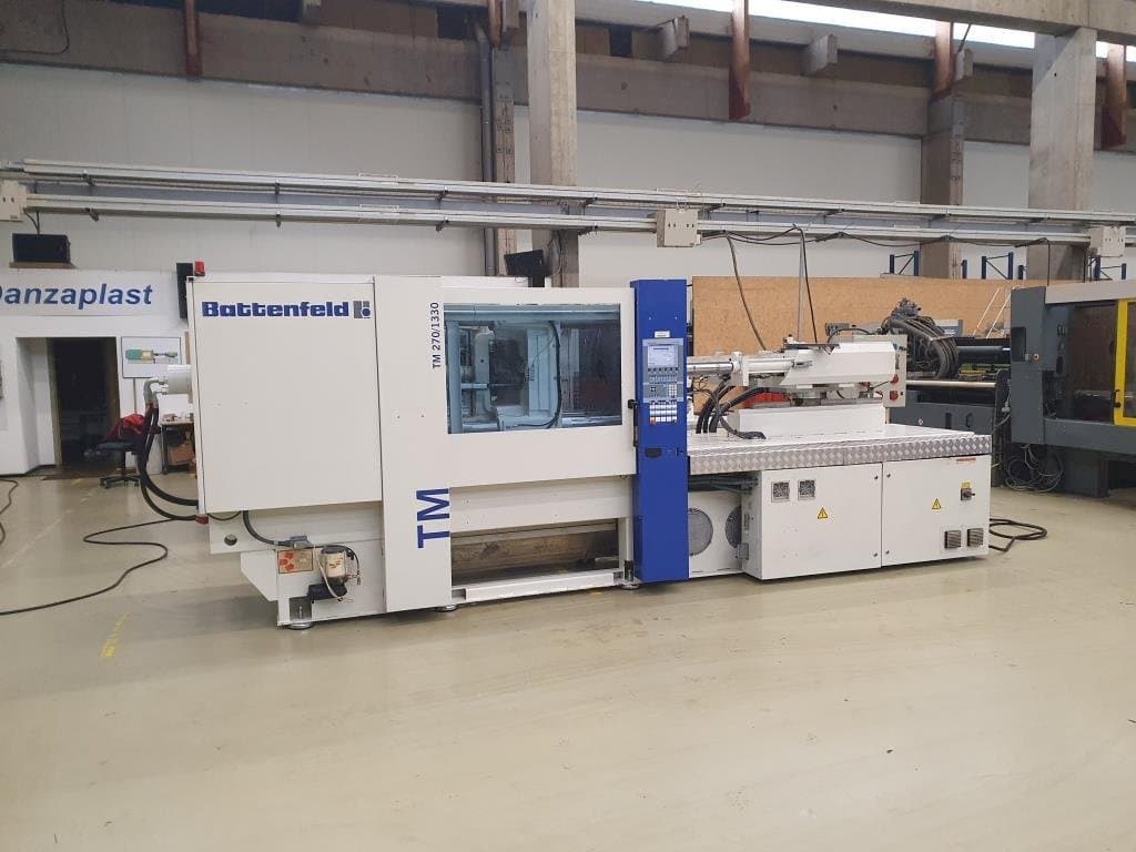 Battenfeld TM 2700 / 1330 B4-maskinen framifrån