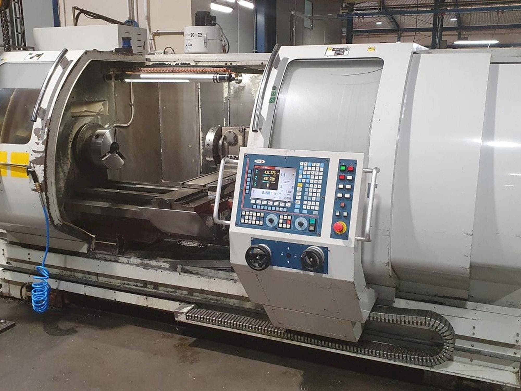MICROCUT BNC-2280XL-maskinen framifrån