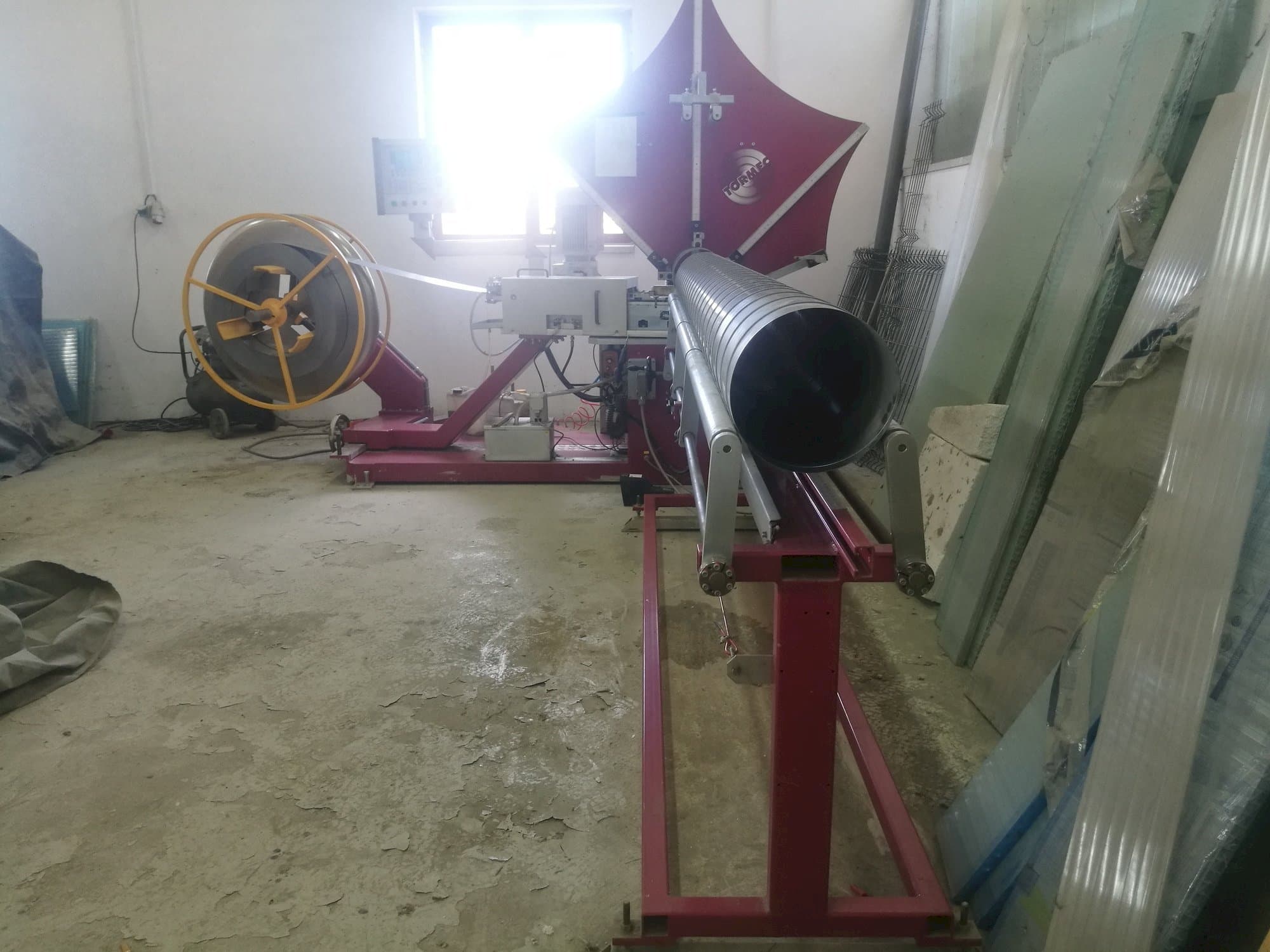 Tormec Tubo-S-maskinen framifrån