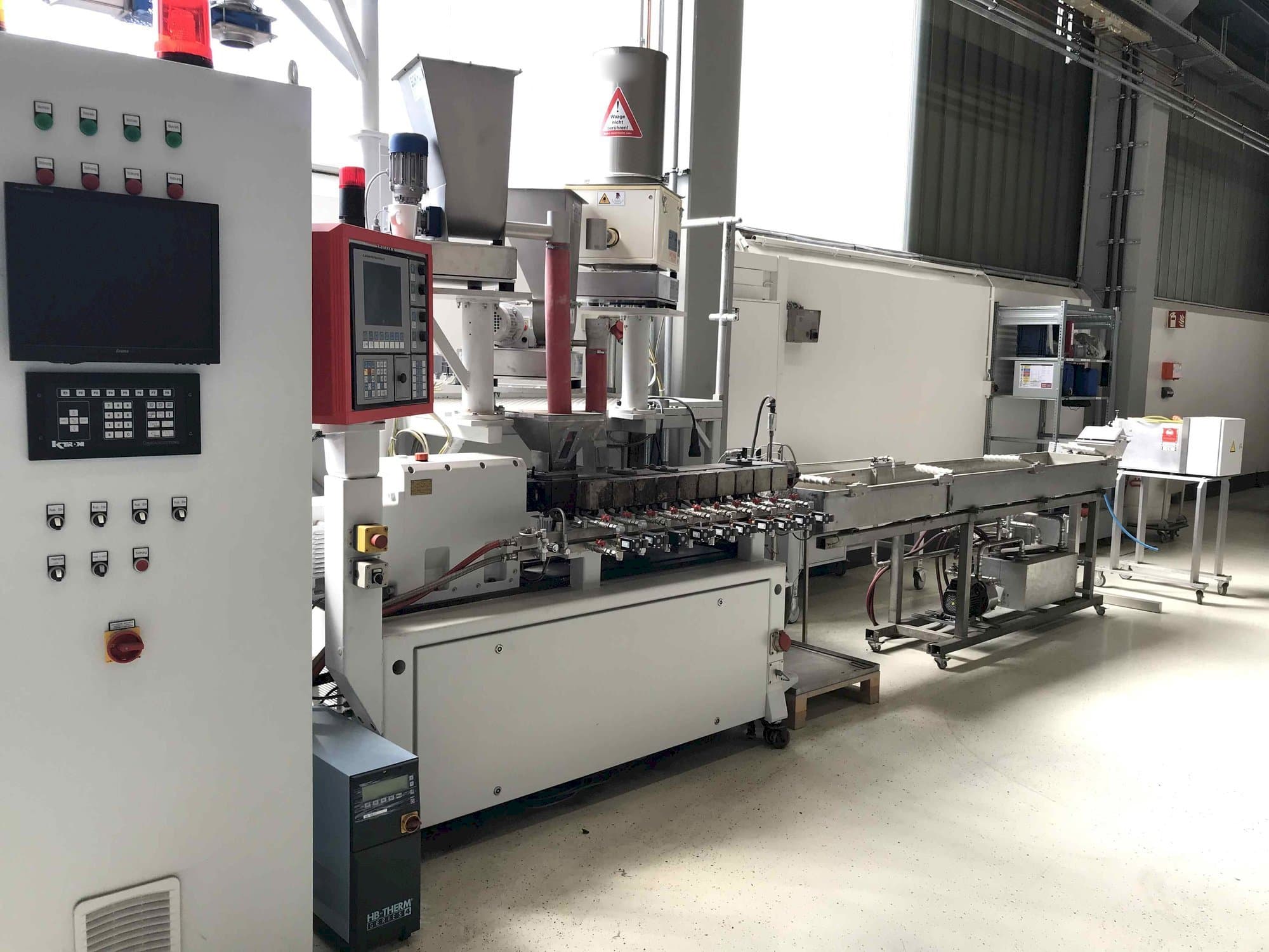 Leistriz ZSE 27/GL-44D-maskinen framifrån