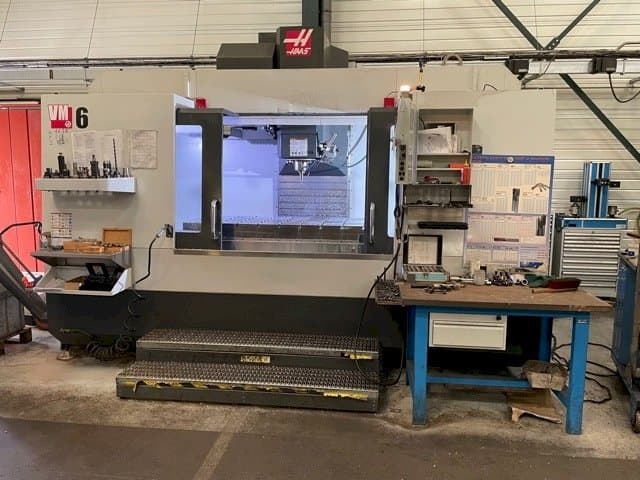 HAAS VM-6-maskinen framifrån