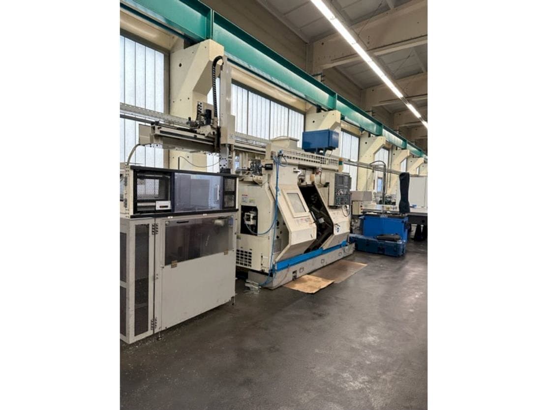 Okuma LT10-maskinen framifrån