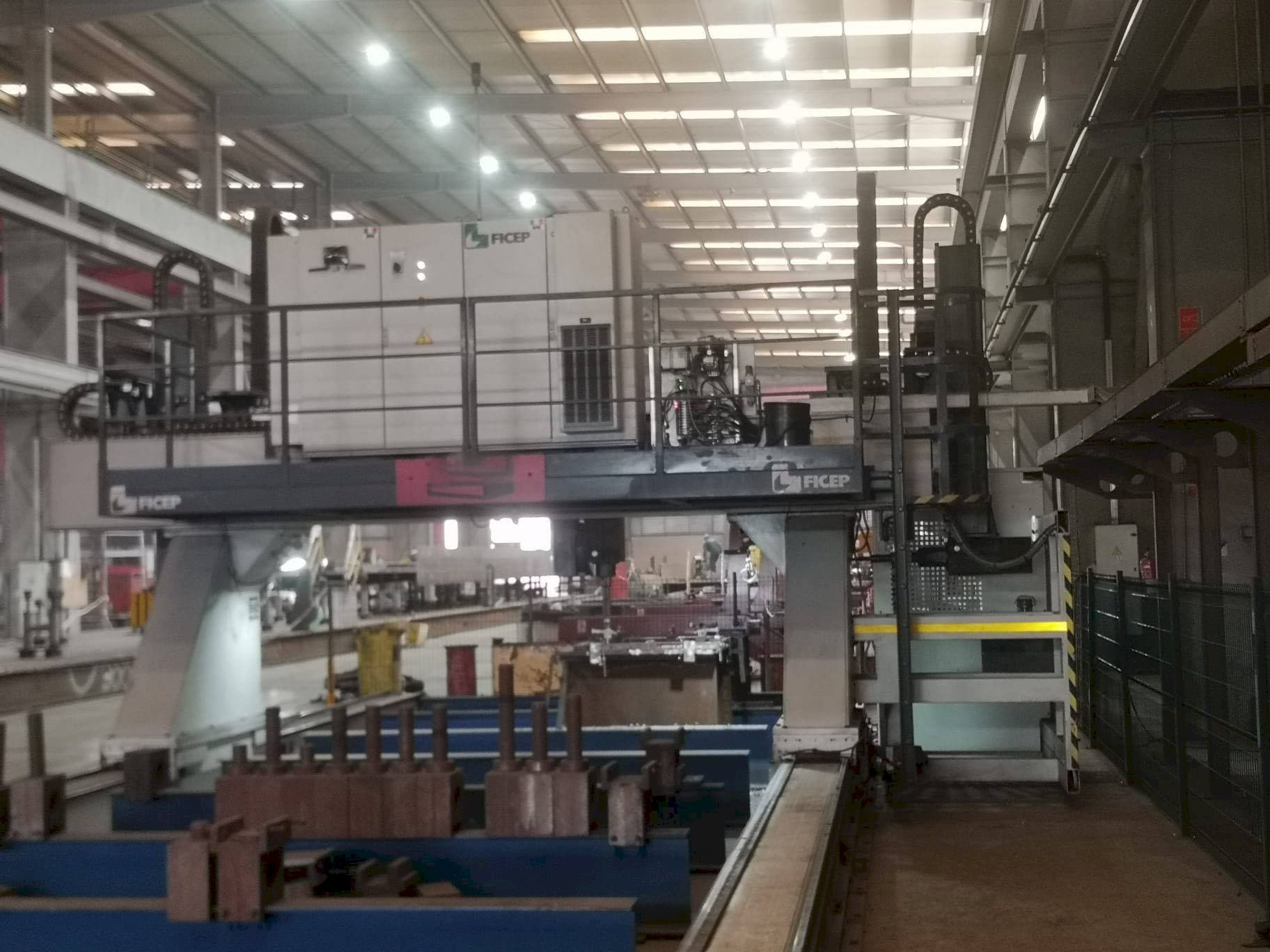 FICEP 3003/12 GDD-maskinen framifrån