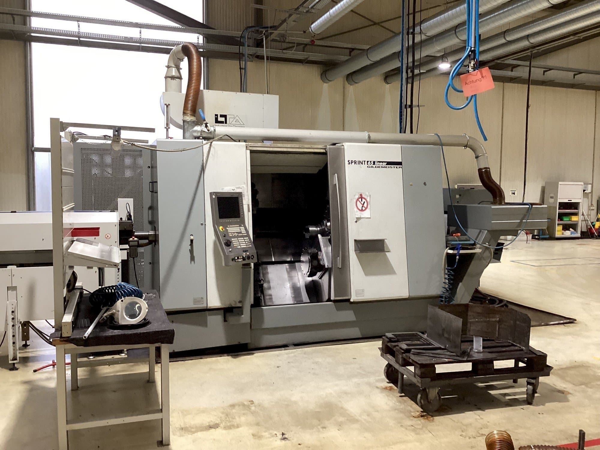 DMG GILDEMEISTER Sprint 65 Linear-maskinen framifrån