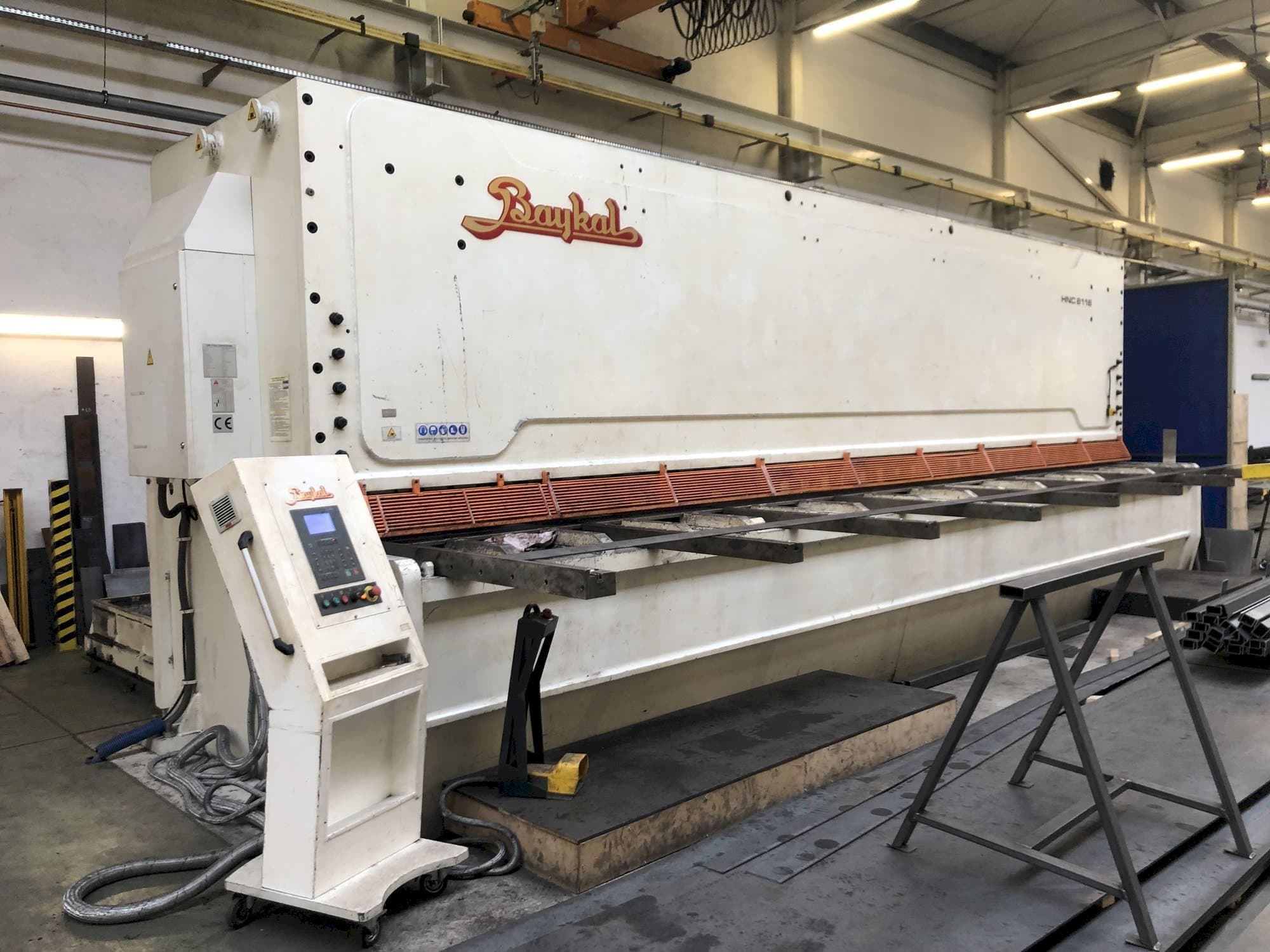 Baykal HNC 8116-maskinen framifrån