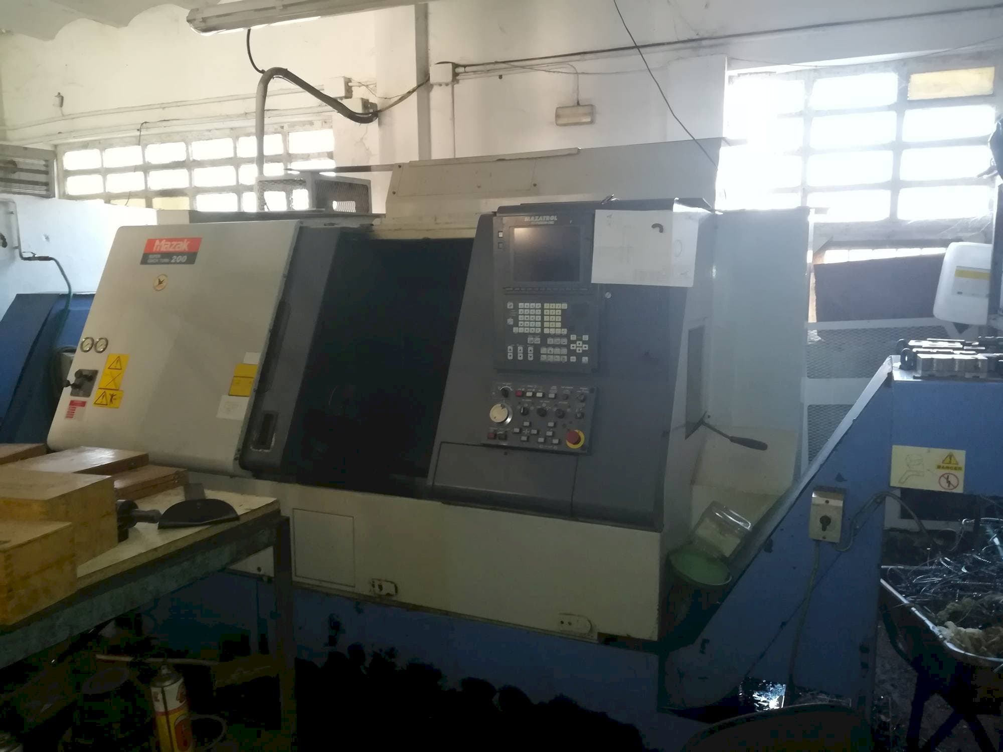 Mazak Super Quick Turn 200-maskinen framifrån