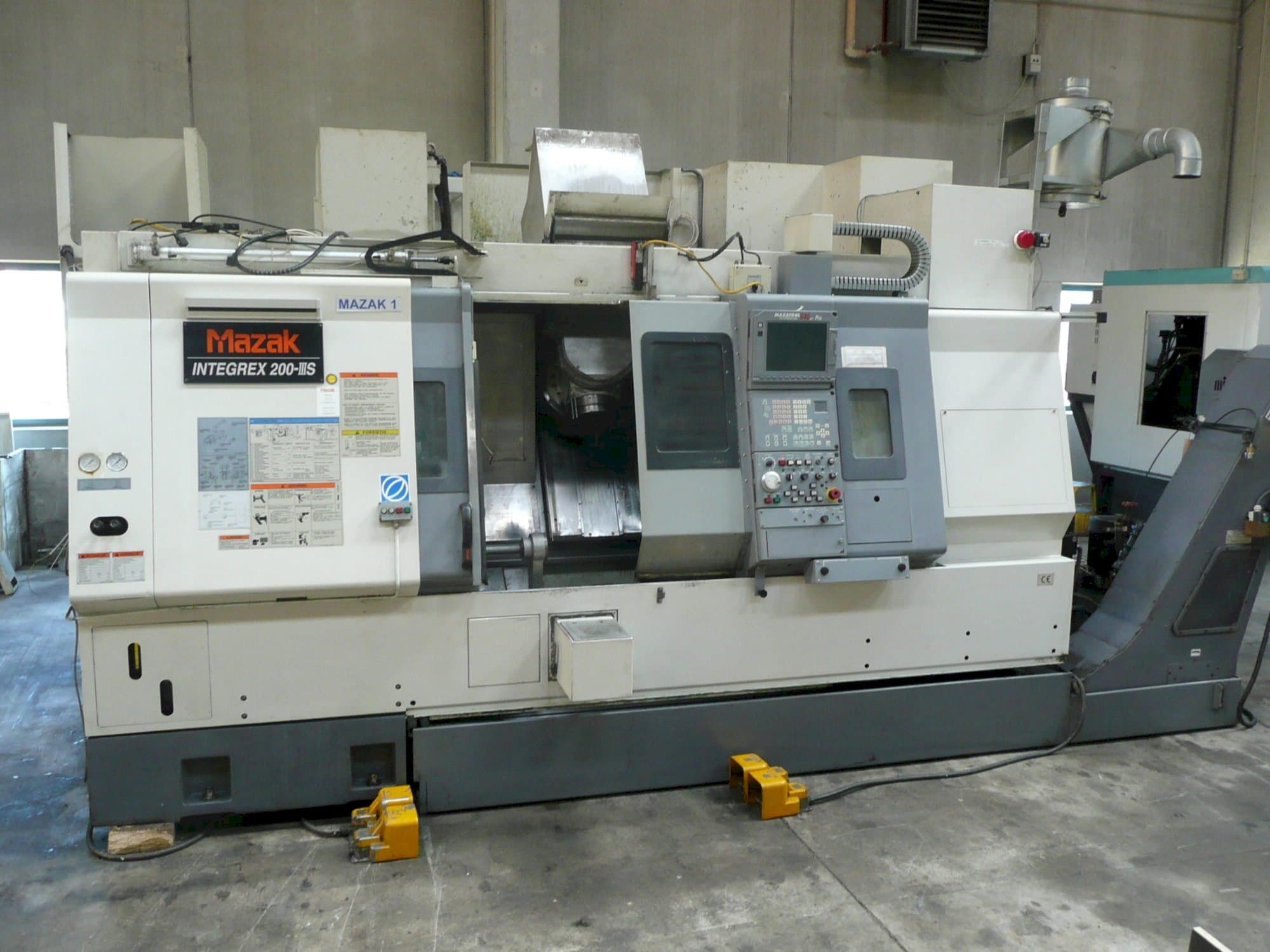 Mazak INTEGREX 200-IIIS-maskinen framifrån