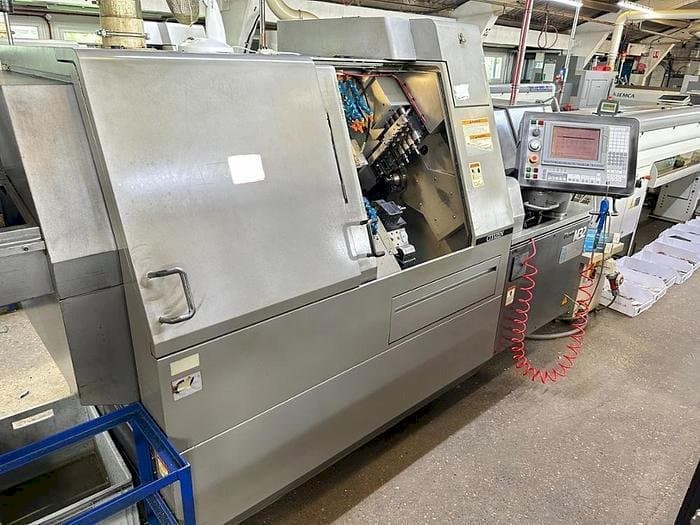 Citizen M32 III-maskinen framifrån