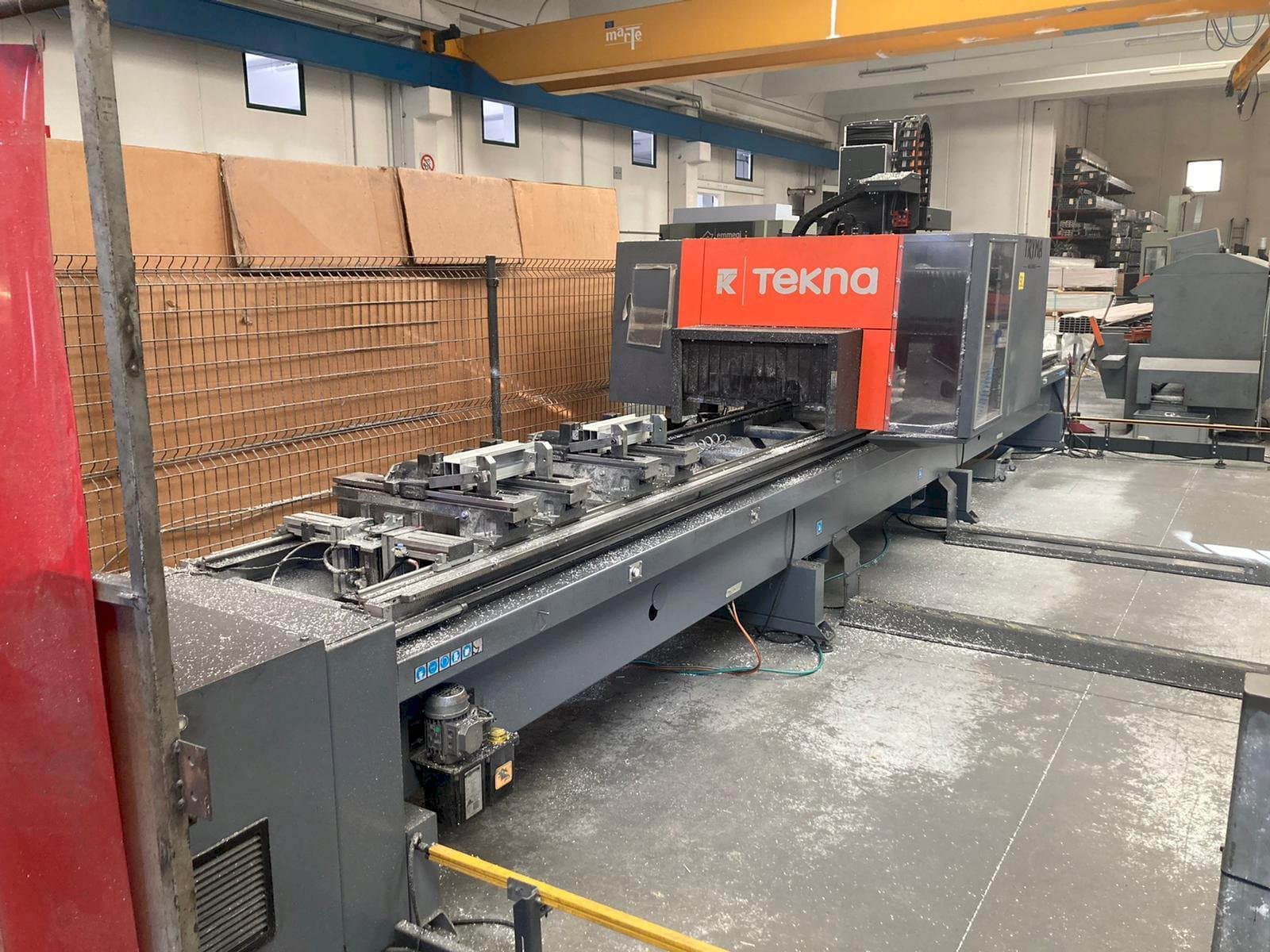 Tekna TKE 944-7-maskinen framifrån