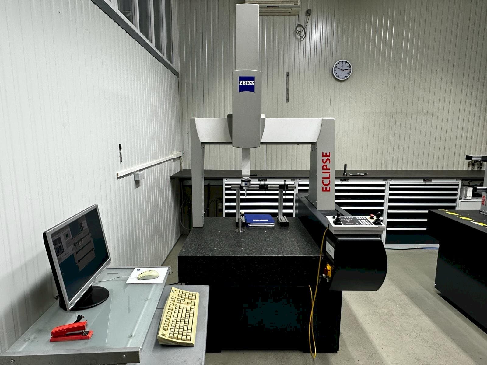 ZEISS Eclipse CNC 07/07/06-maskinen framifrån