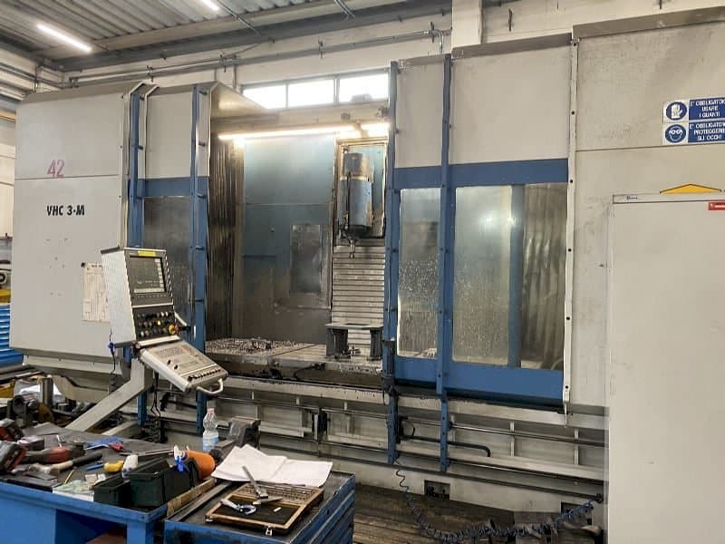 AXA VHC 3M/2E-maskinen framifrån