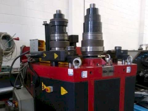 Tauring Alpha 160-maskinen framifrån