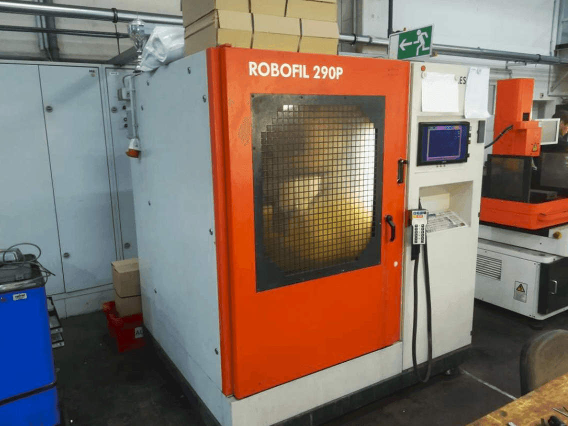 CHARMILLES Robofil 290 P-maskinen framifrån