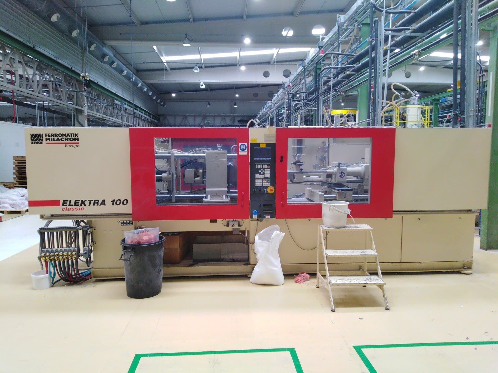 Ferromatik Electra 100-maskinen framifrån