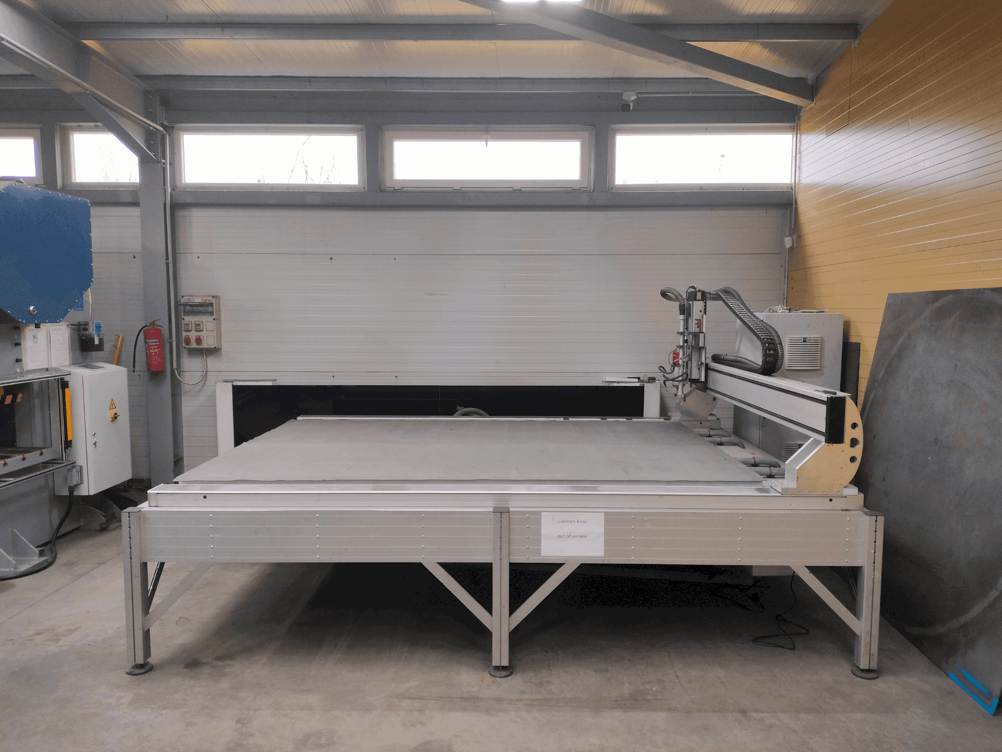 VHF CAM 2030 Active Pro-maskinen framifrån