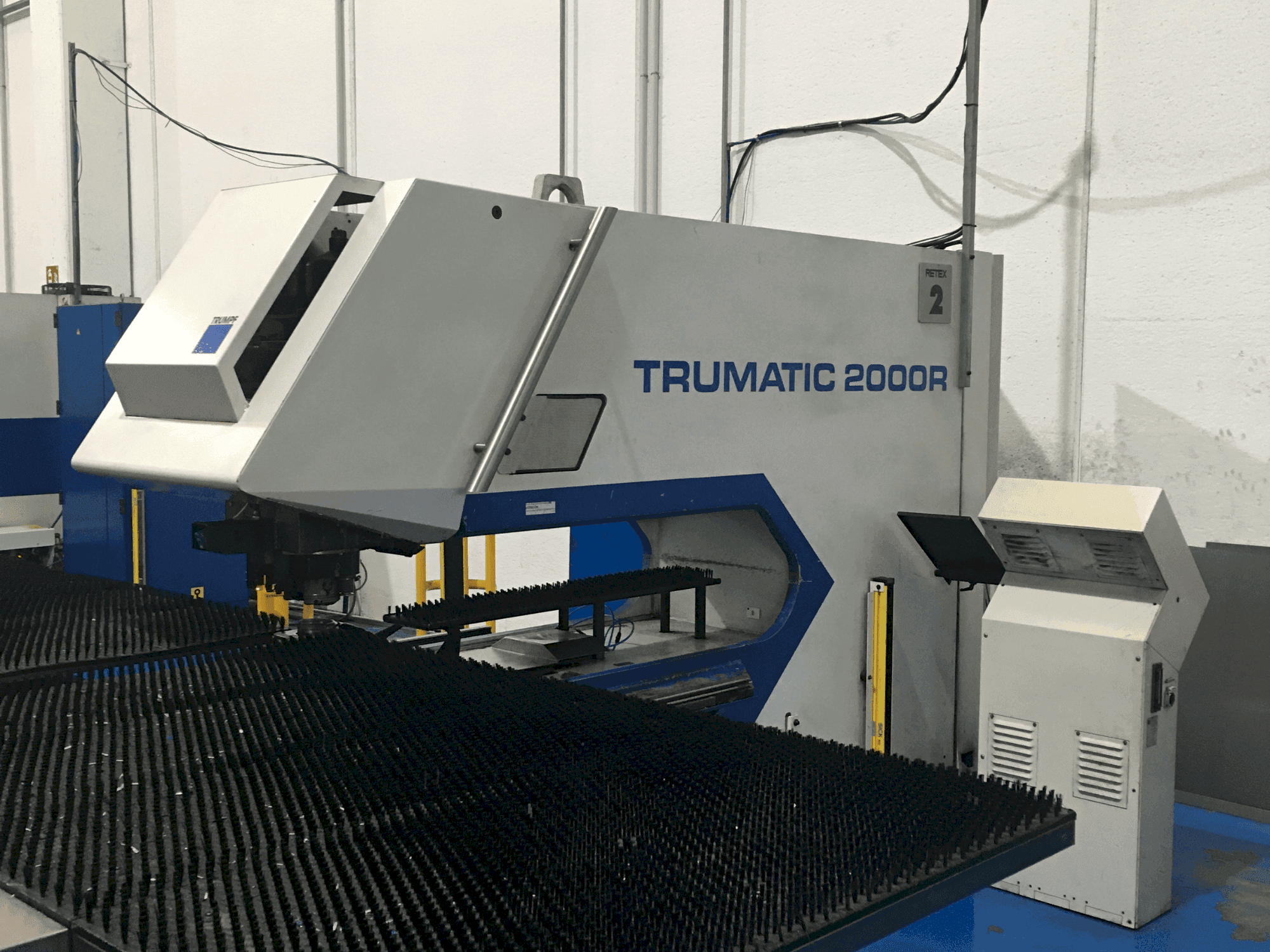 TRUMPF TC2000R-maskinen framifrån