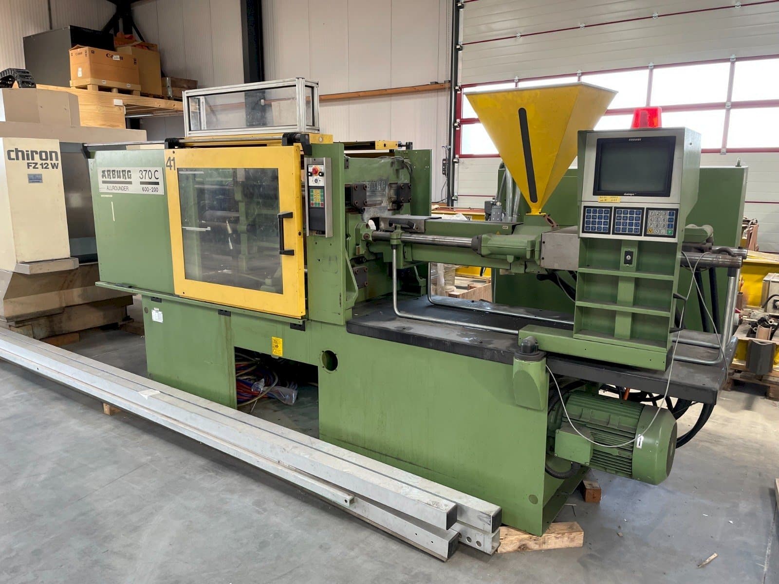 Arburg ALLROUNDER Centex 370 C 600 - 200-maskinen framifrån