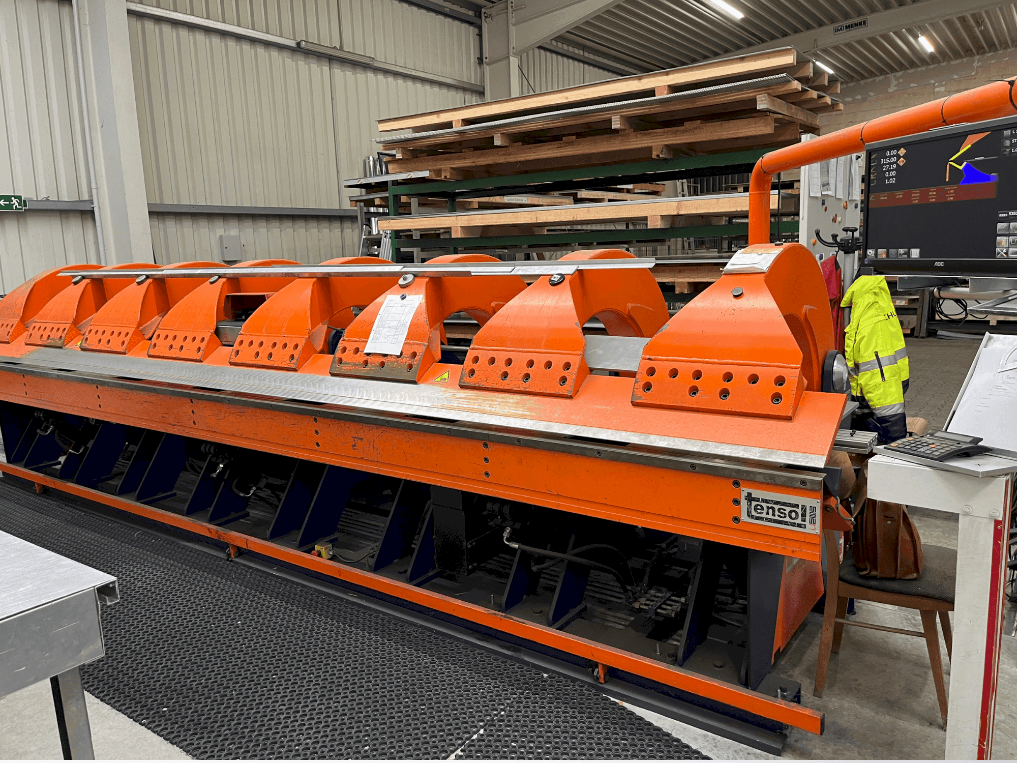 OEMB H200.60-maskinen framifrån