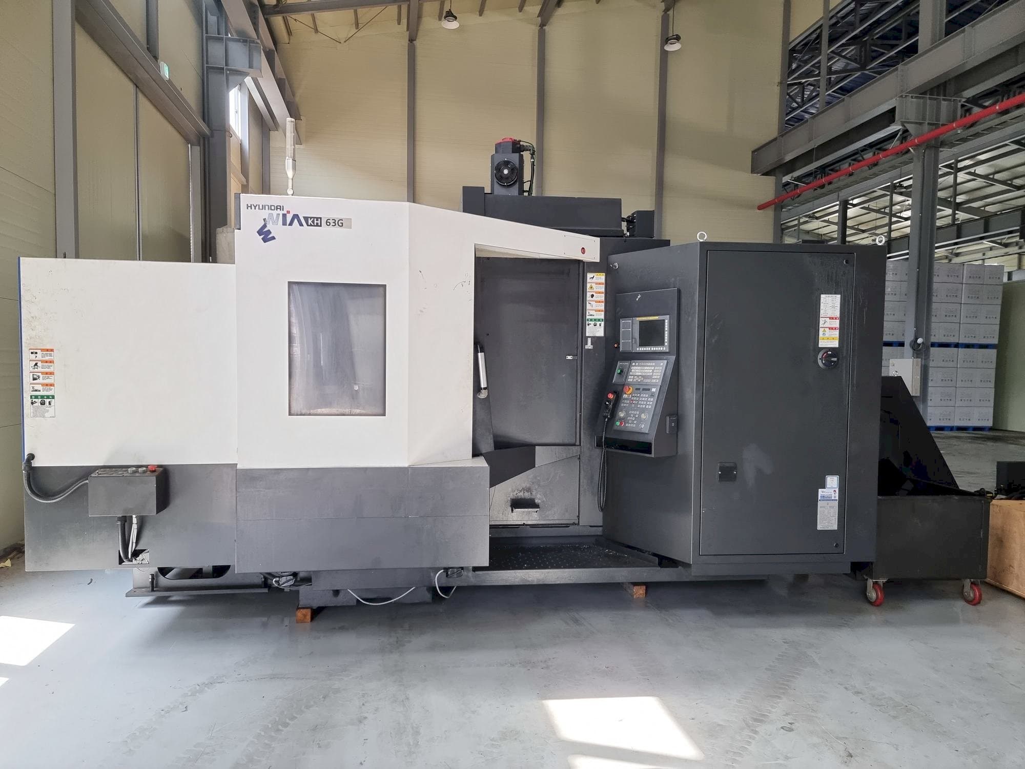 Hyundai Wia KH63G-maskinen framifrån