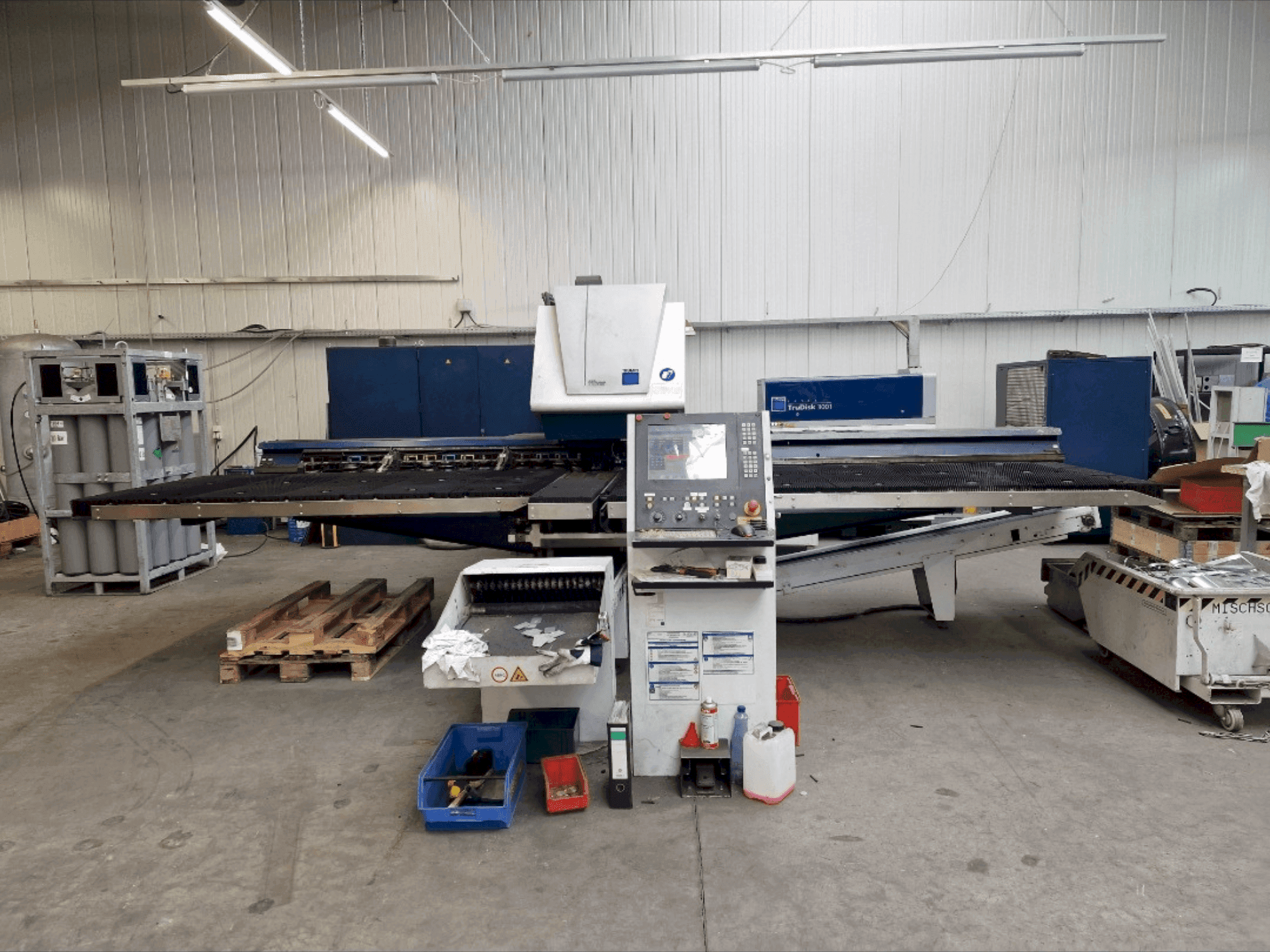 TRUMPF TruMatic 3000 Fiber-maskinen framifrån