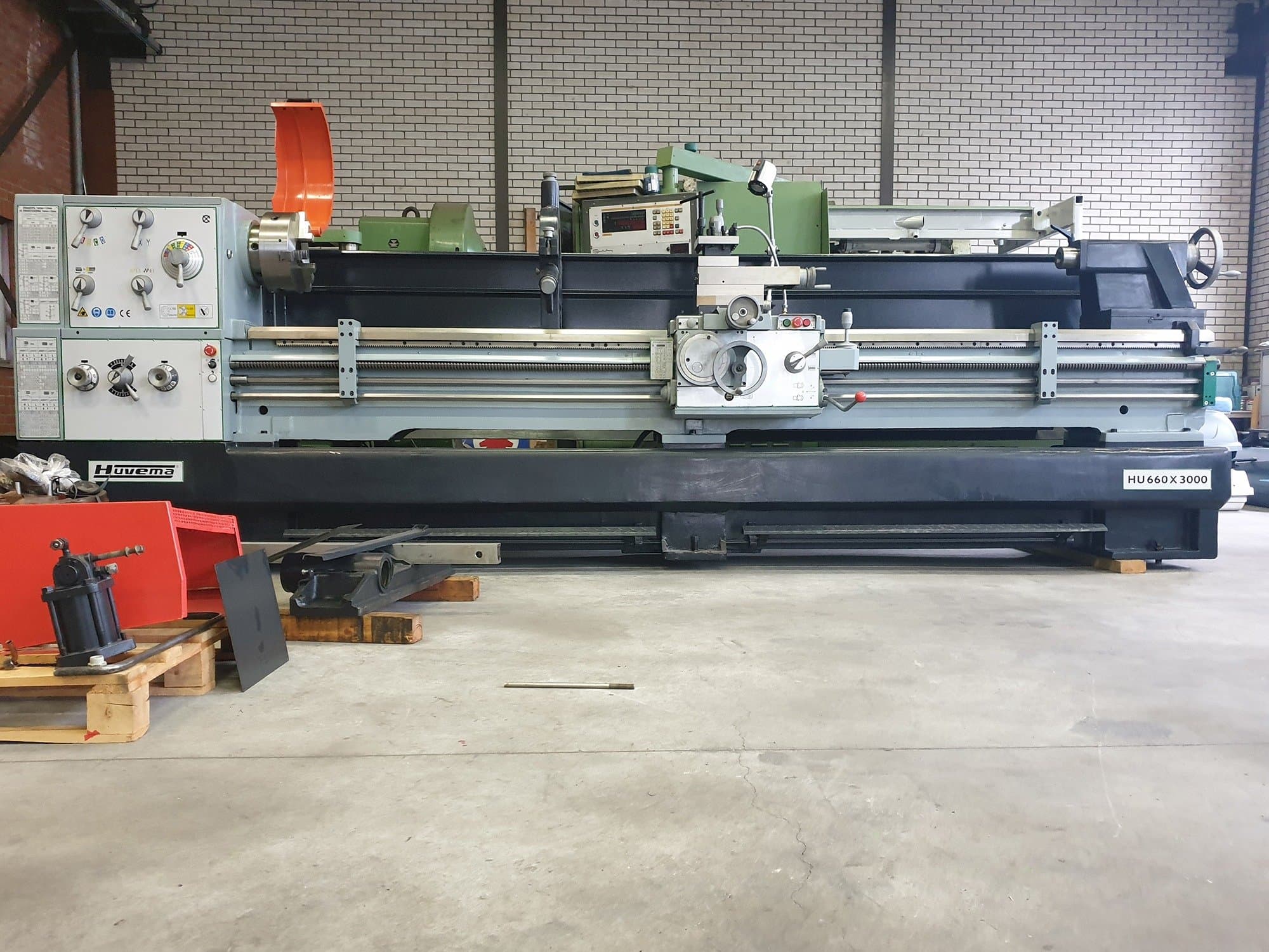 HUVEMA-maskinen framifrånHU 660 X 3000