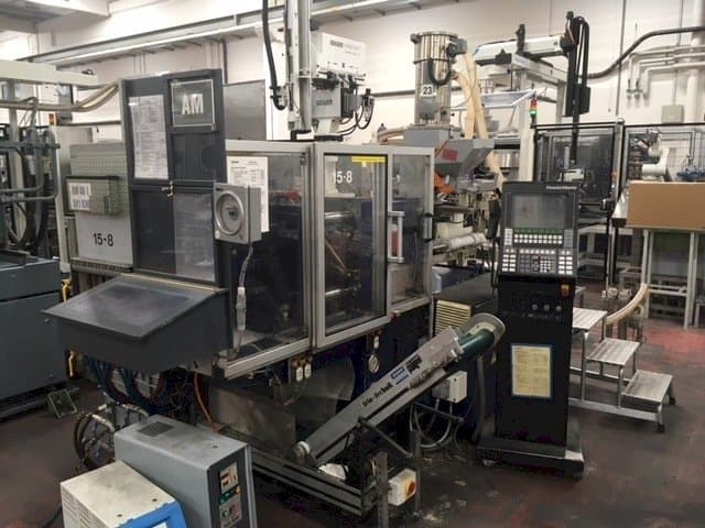 Krauss Maffei 40-135 C2-maskinen framifrån